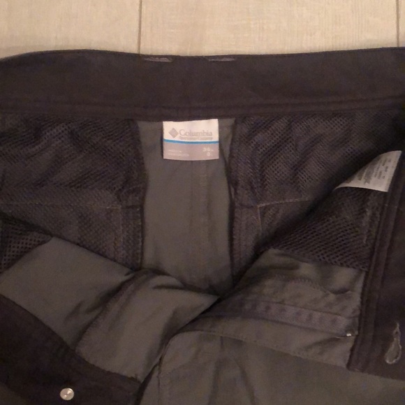 π₯3/$18π₯ EUC Menβs COLUMBIA Shorts - Picture 3 of 4